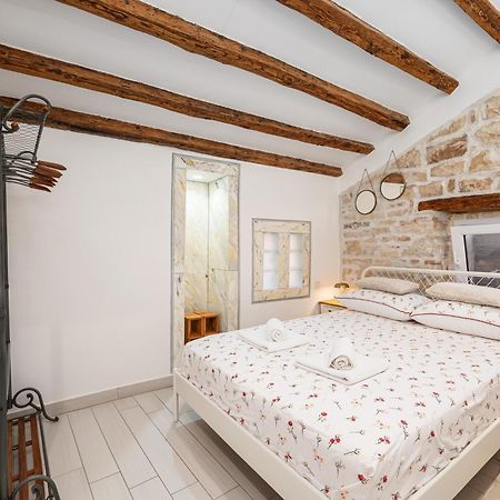 Apartman Tutto Bene Ровинь Экстерьер фото